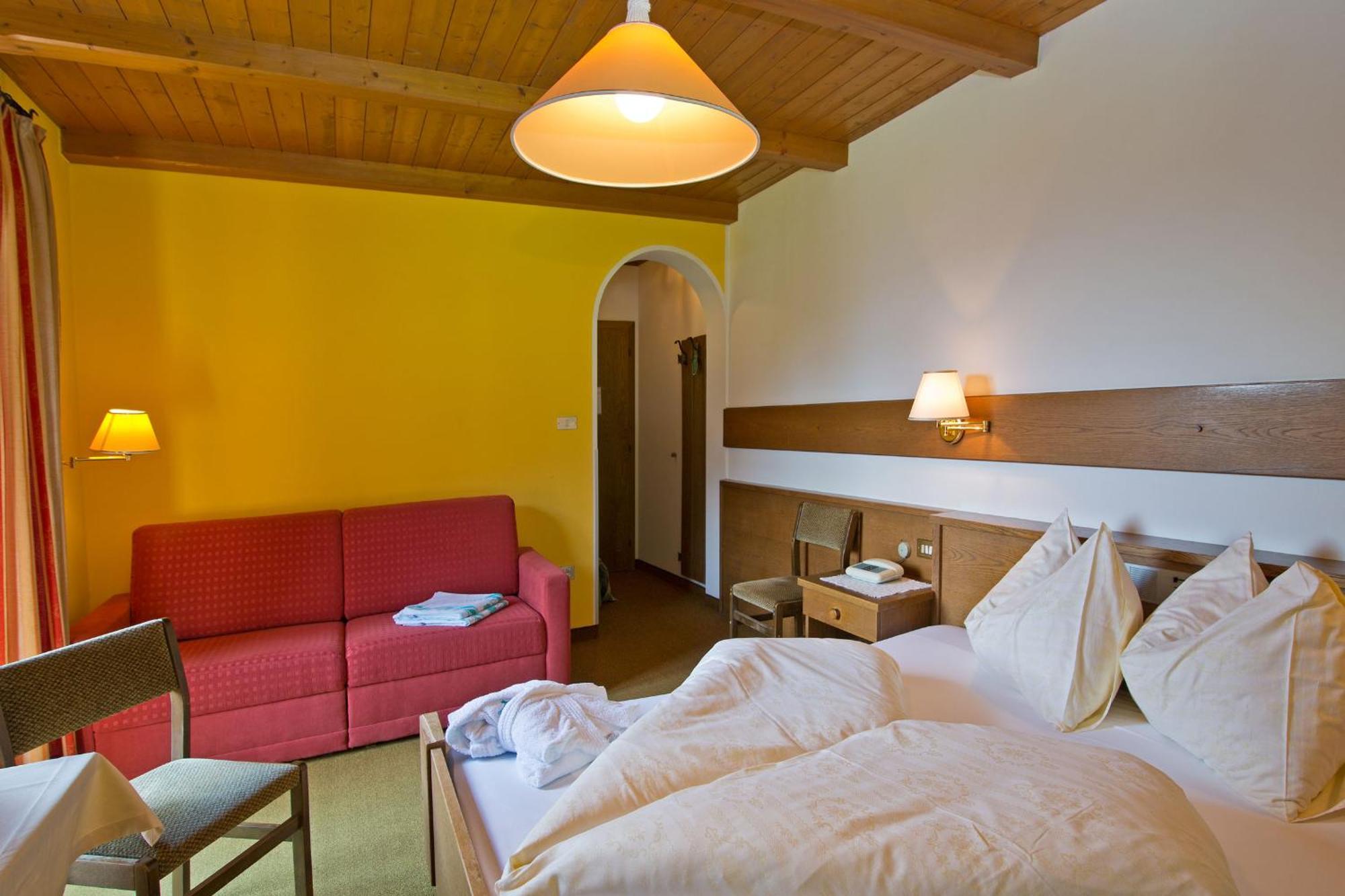 Hotel Waldruhe Prateria Room photo